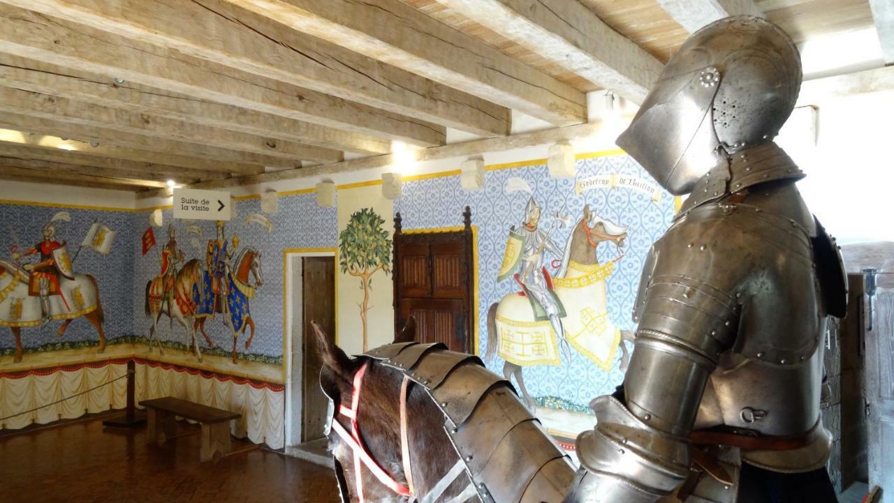 Chambre Du Sabotier - Studio Troglodytique - A 100 M Baignade En Riviere - Location De Canoe - Circuits Cyclo - Aire De Pique-Nique - 3 Restaurants 卡斯泰尔诺拉沙佩尔 外观 照片